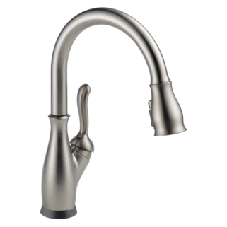 Delta Leland: Single Handle Pull-Down Kitchen Faucet with Touch<sub>2</sub>O and ShieldSpray Technologies - Image 5